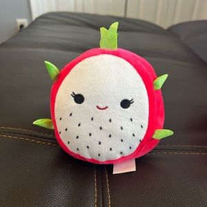 Delita The Dragonfruit Squishmallow